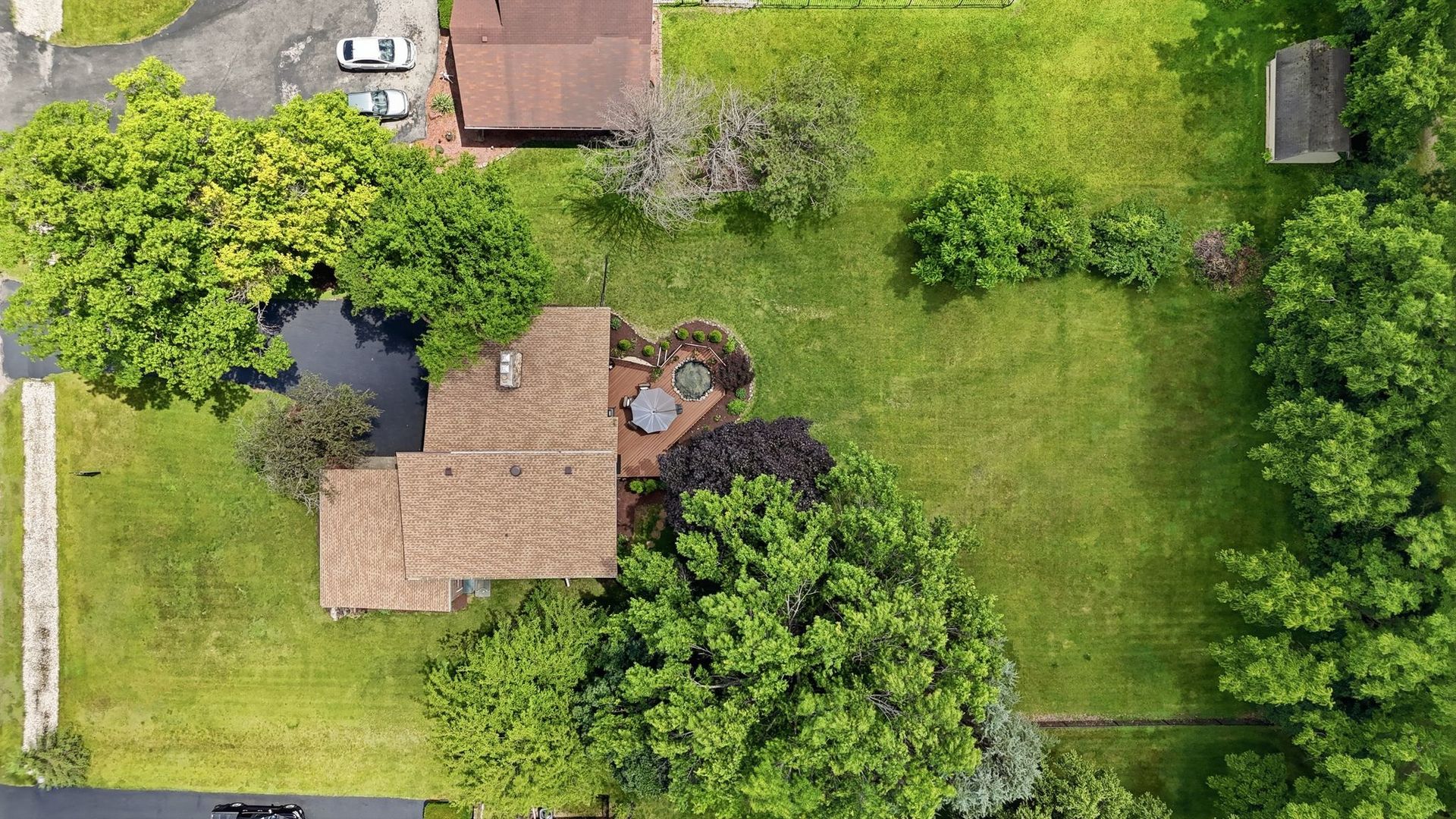 19W471 Deerpath Lane