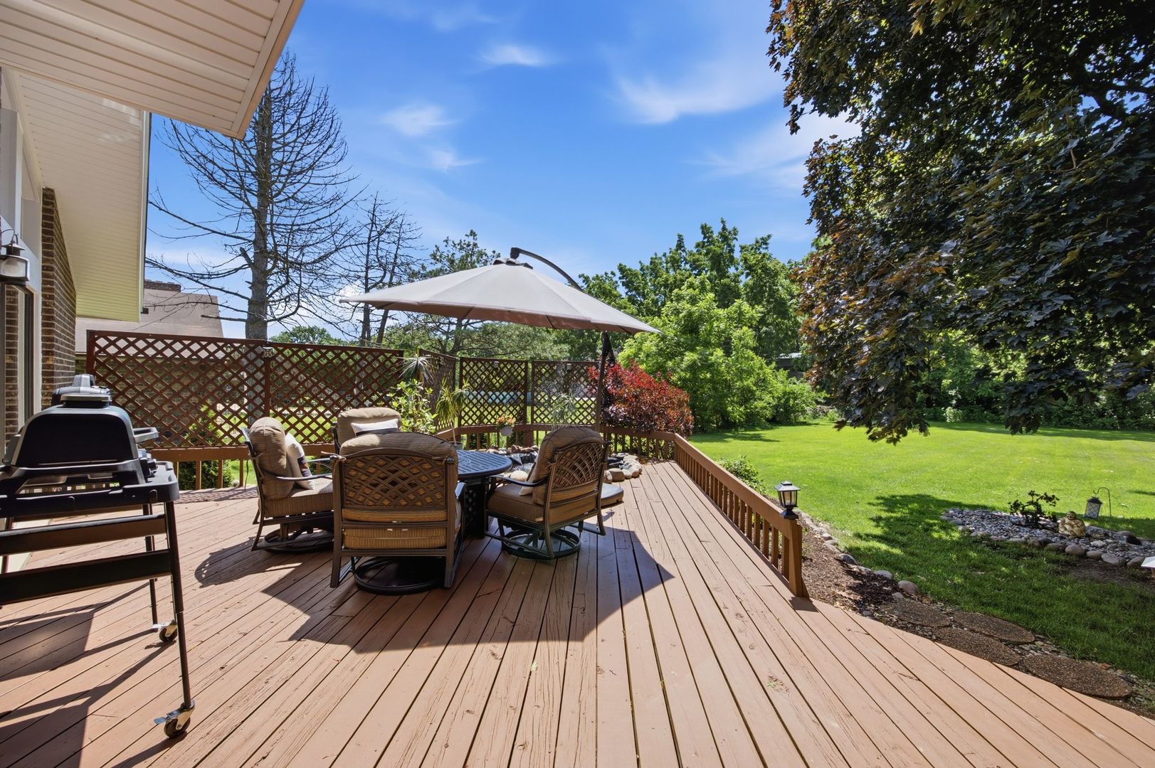19W471 Deerpath Lane