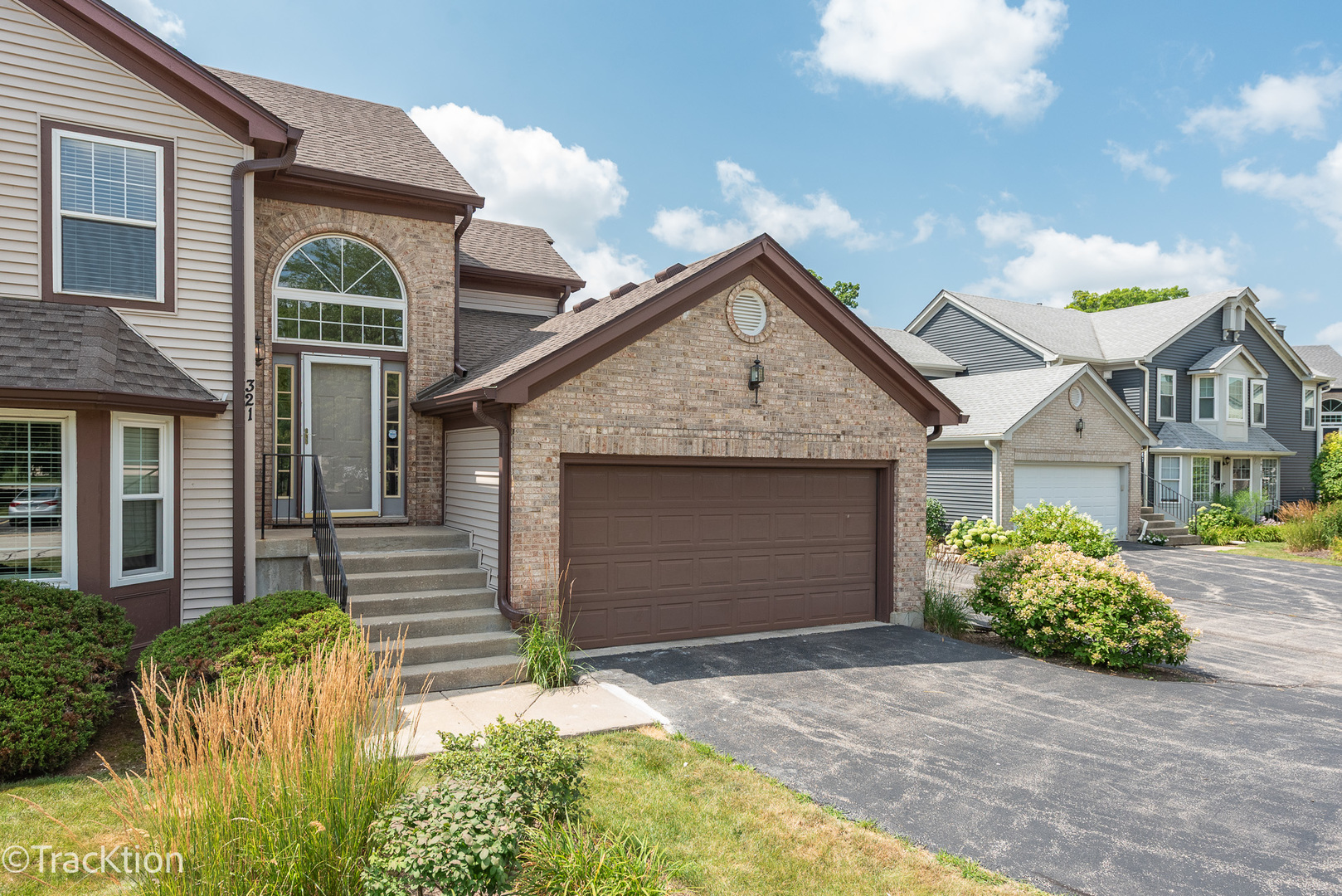 321 Kresswood Drive Unit: 6D