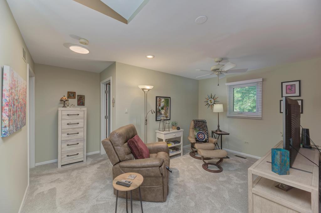 312 Cromwell Court