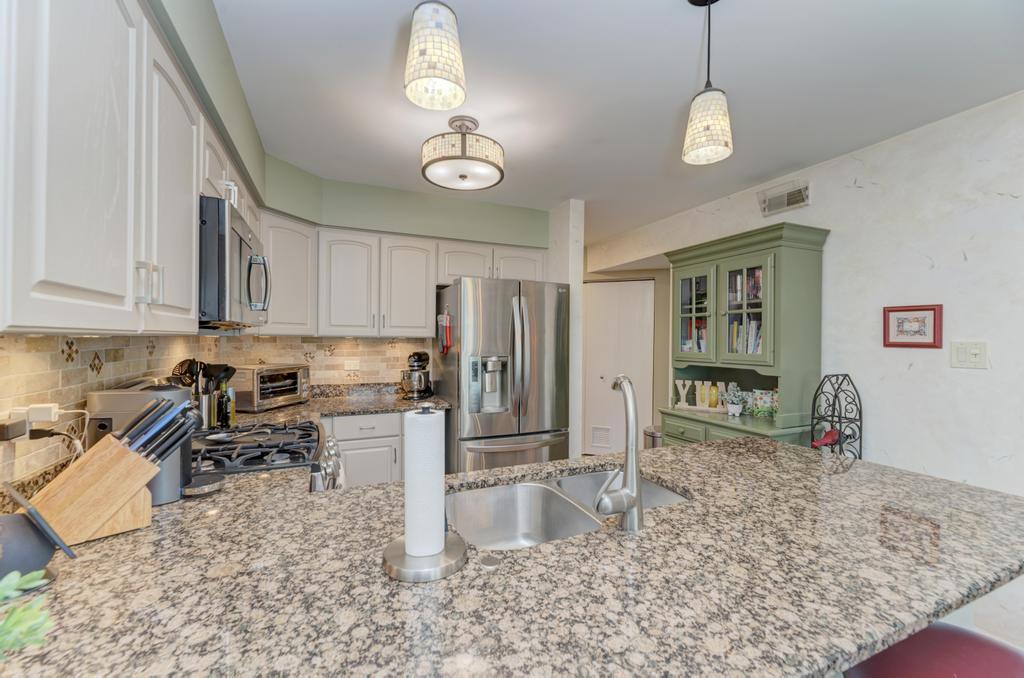 312 Cromwell Court