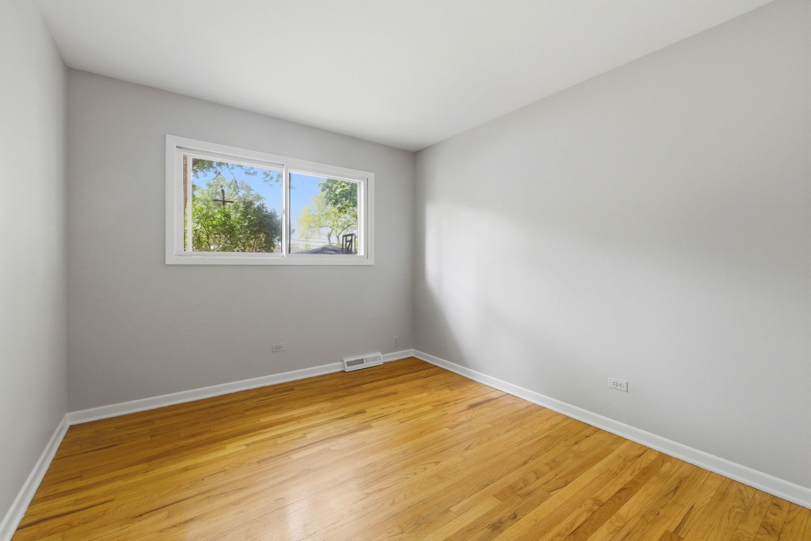 579 Dawes Avenue