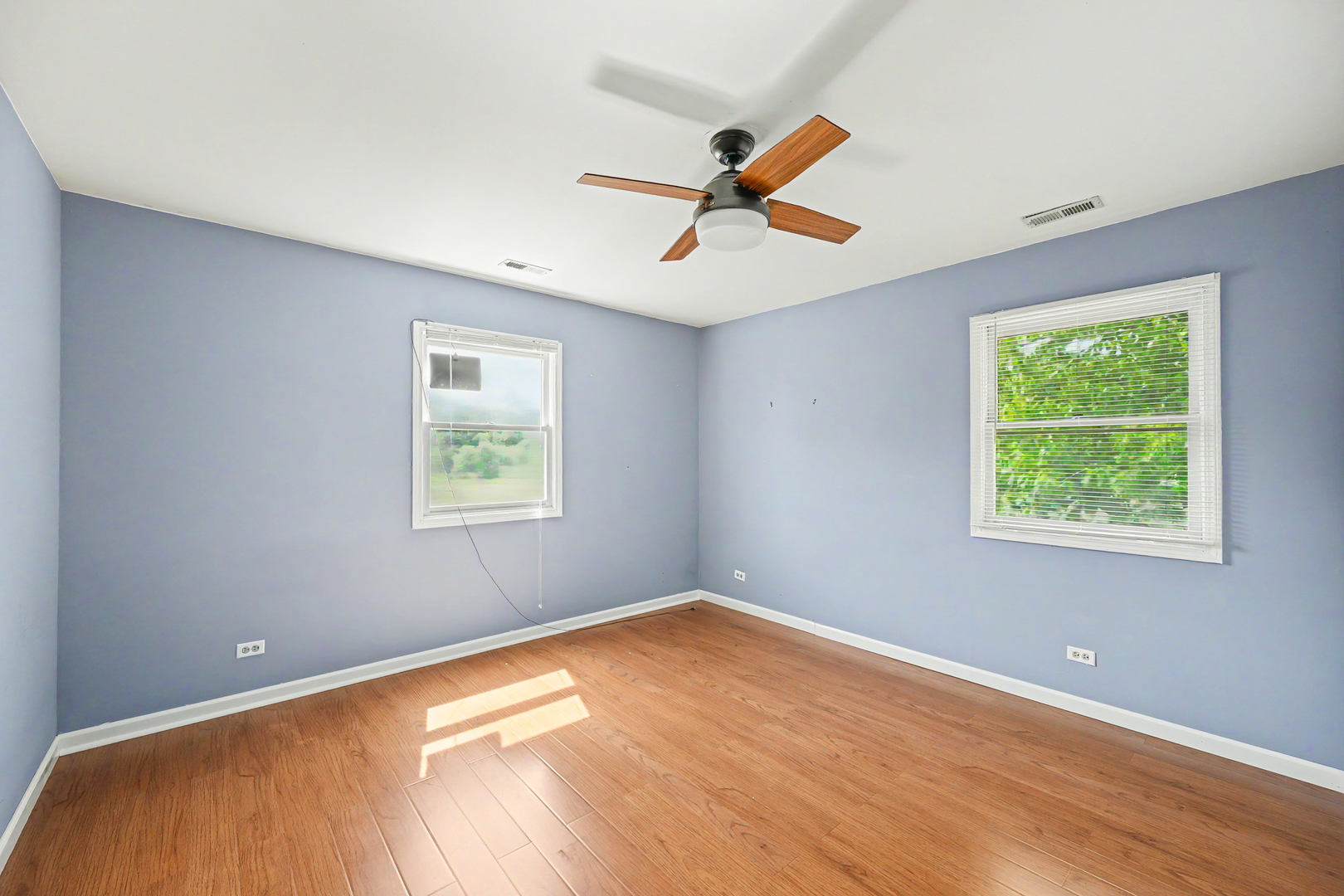114 W Berkshire Avenue