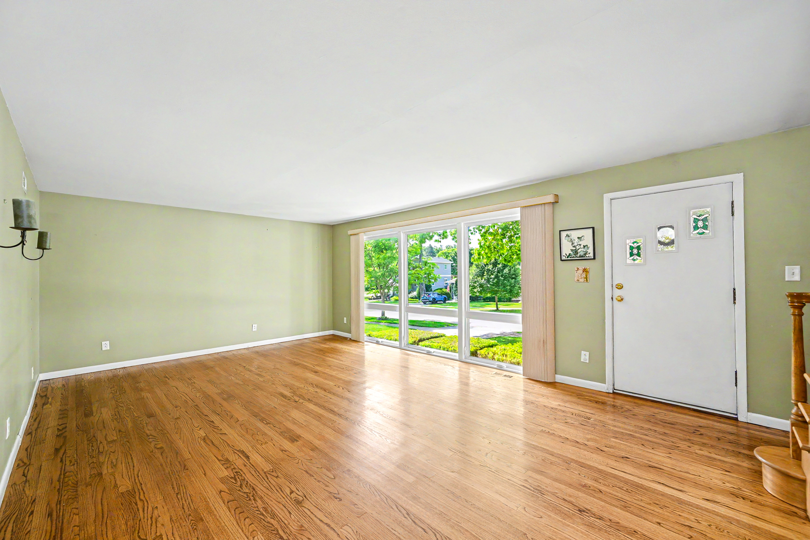 114 W Berkshire Avenue