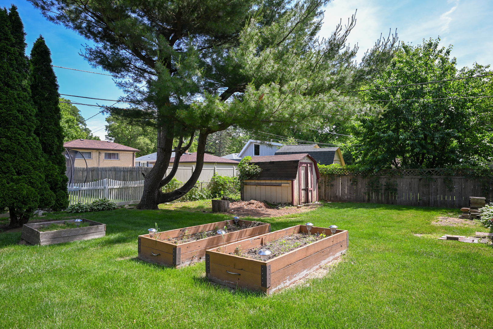 114 W Berkshire Avenue