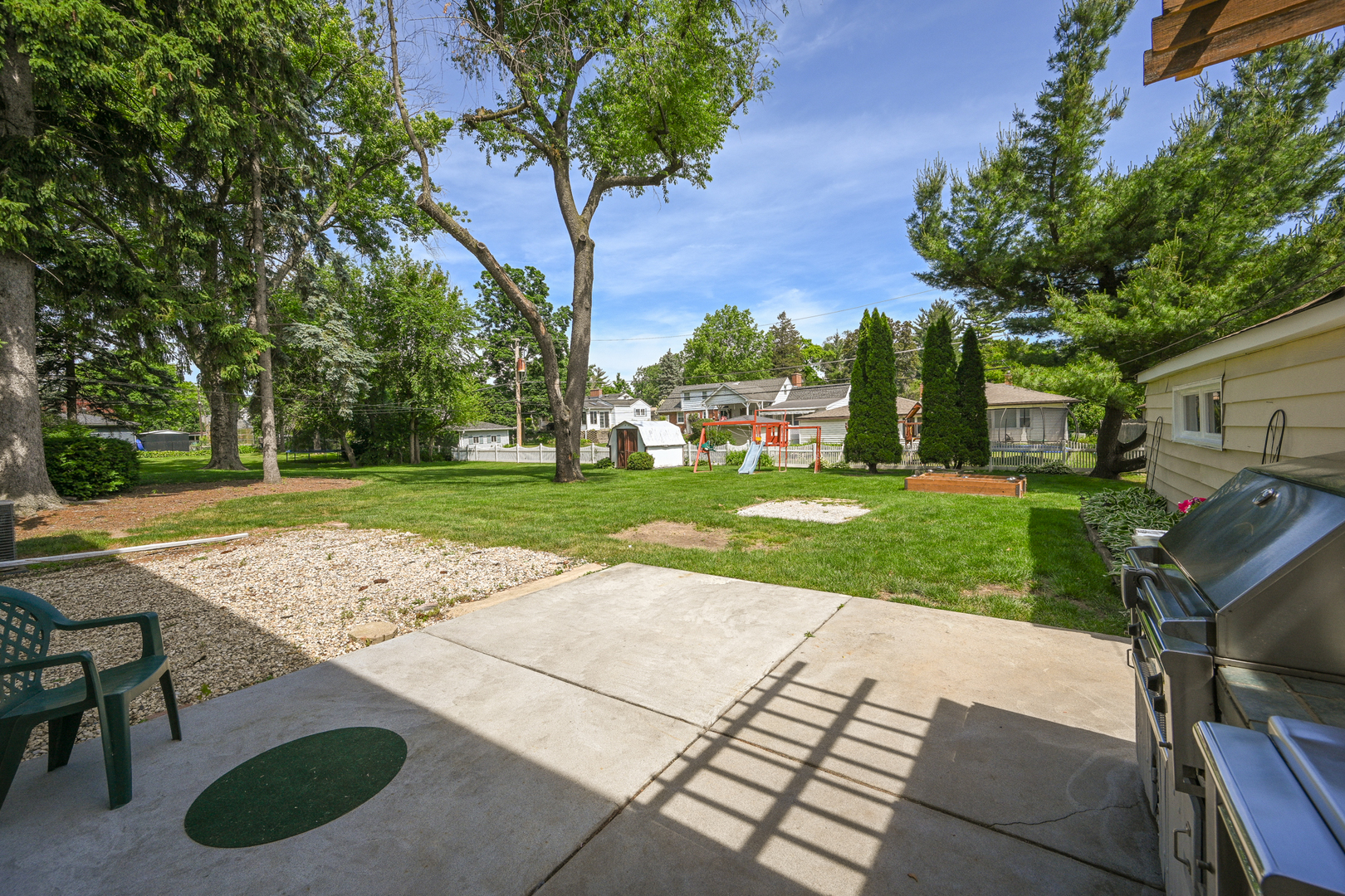 114 W Berkshire Avenue