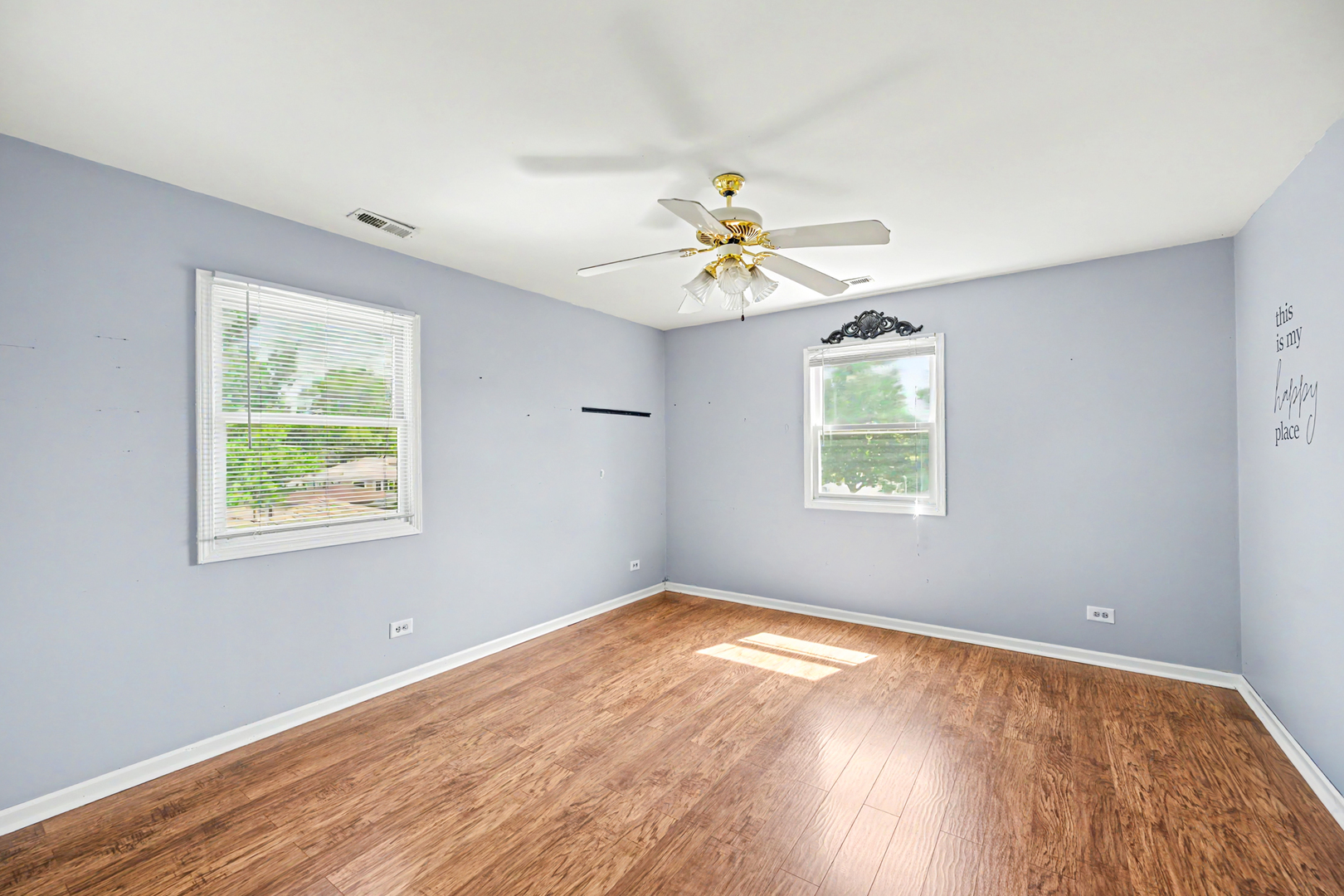 114 W Berkshire Avenue