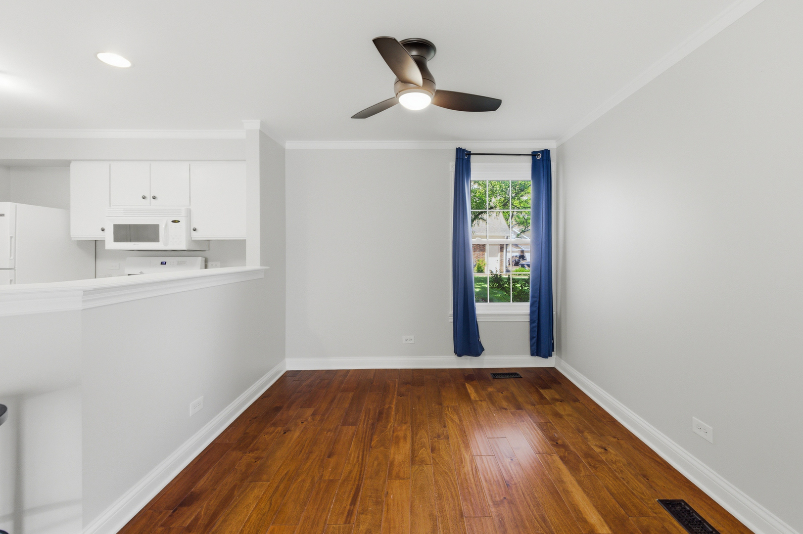 207 W Jennifer Lane Unit: 2-1A
