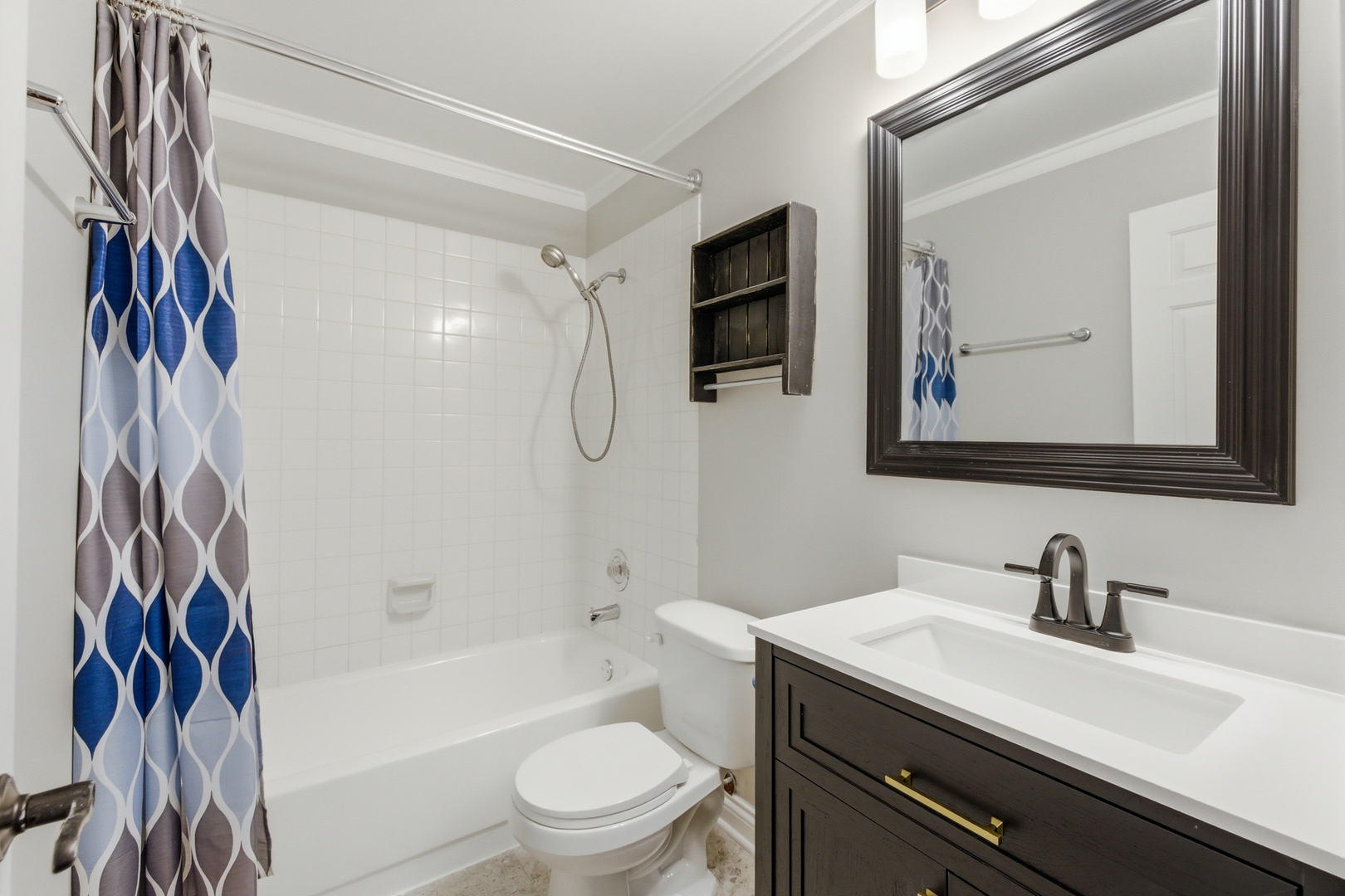 207 W Jennifer Lane Unit: 2-1A