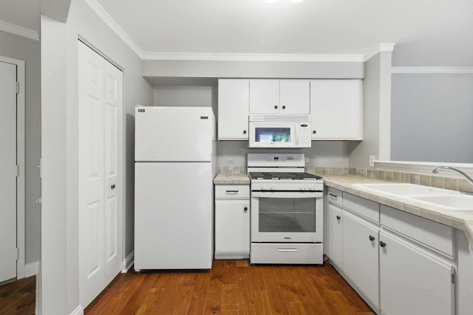 207 W Jennifer Lane Unit: 2-1A