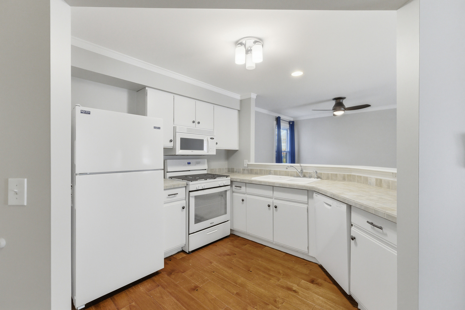 207 W Jennifer Lane Unit: 2-1A