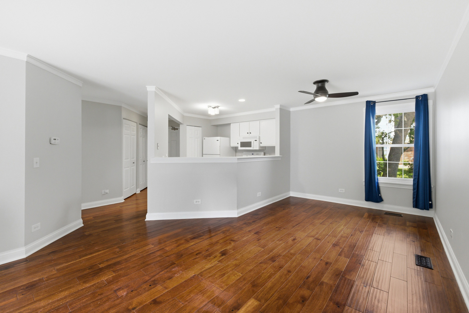 207 W Jennifer Lane Unit: 2-1A