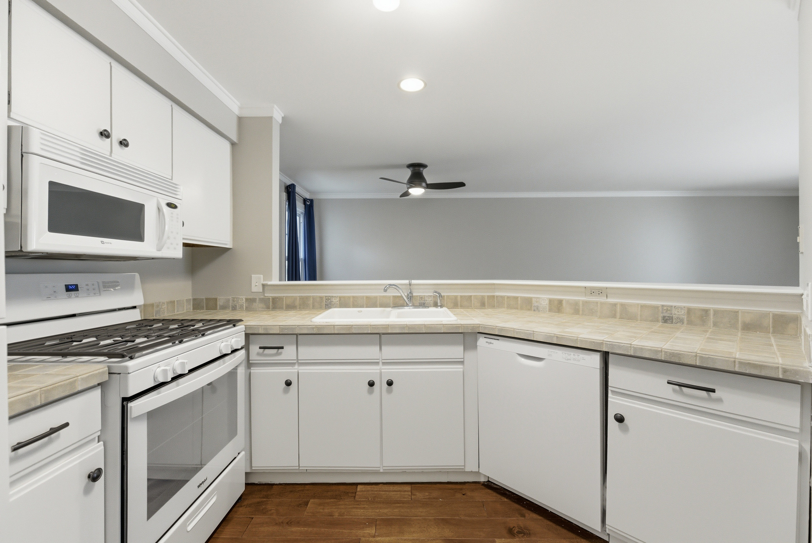 207 W Jennifer Lane Unit: 2-1A