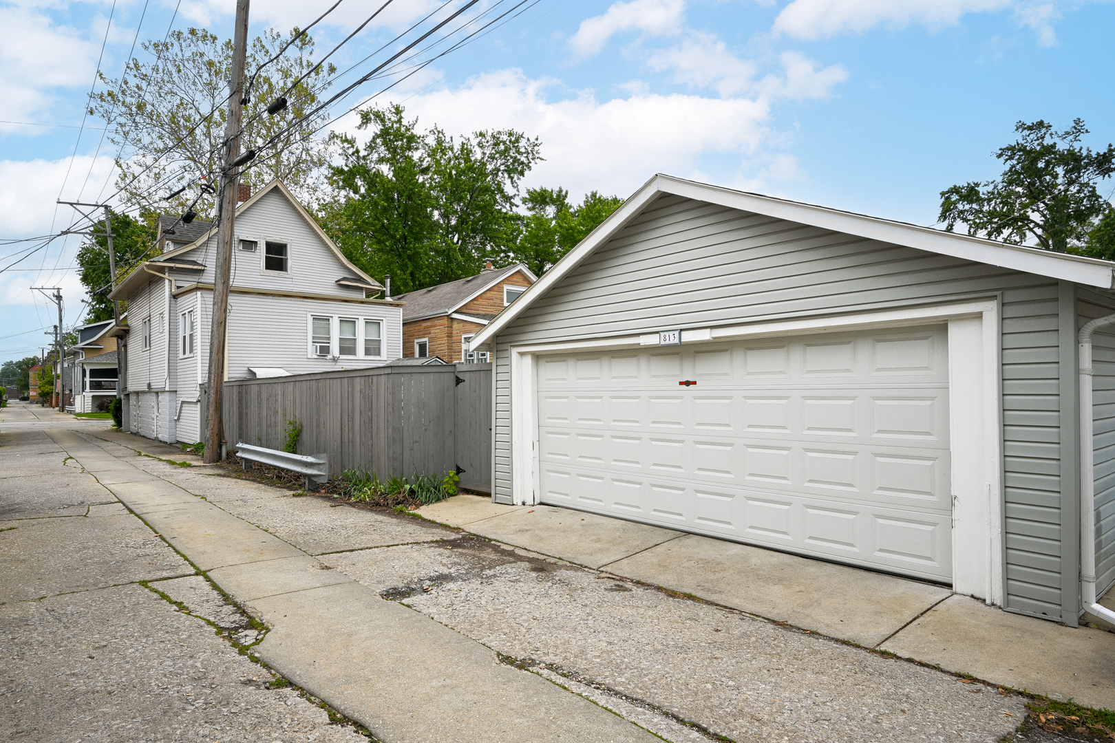 813 Circle Avenue