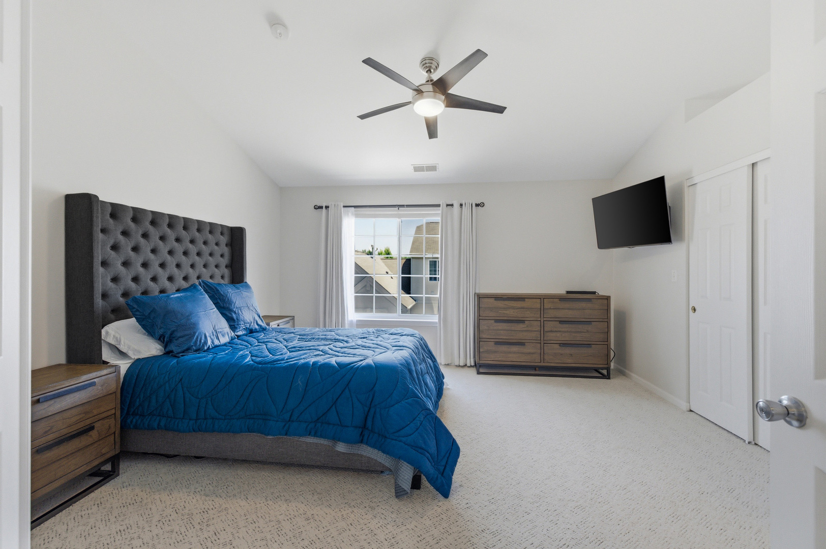 2378 OAKFIELD Court Unit: 2378