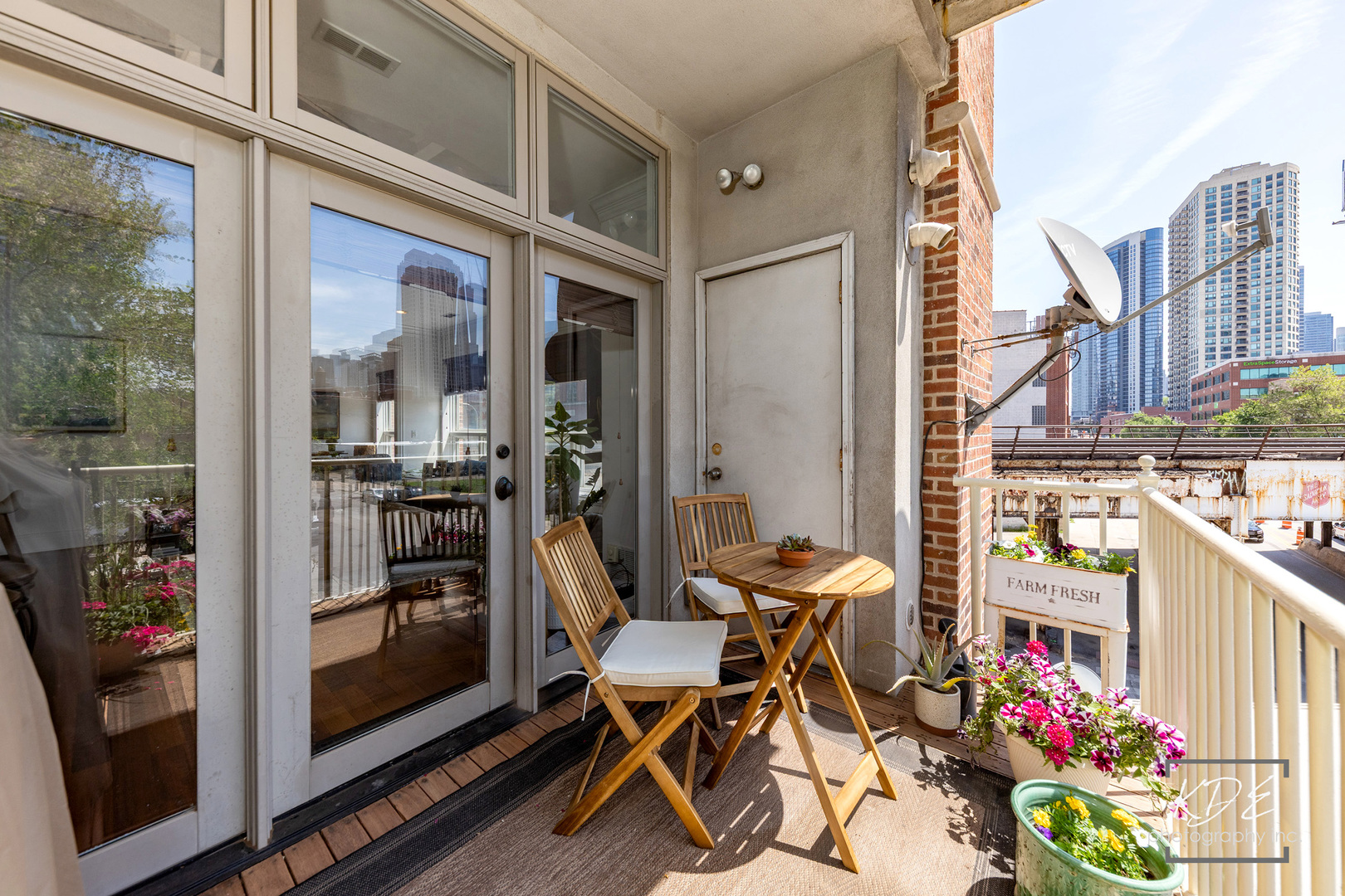 700 W Grand Avenue Unit: 3E