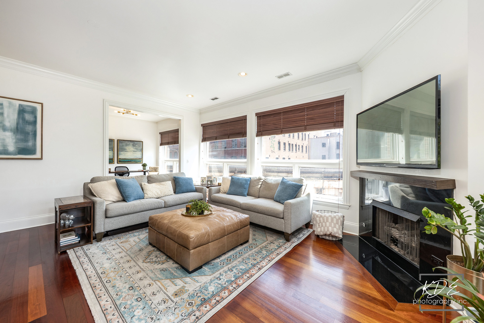 700 W Grand Avenue Unit: 3E