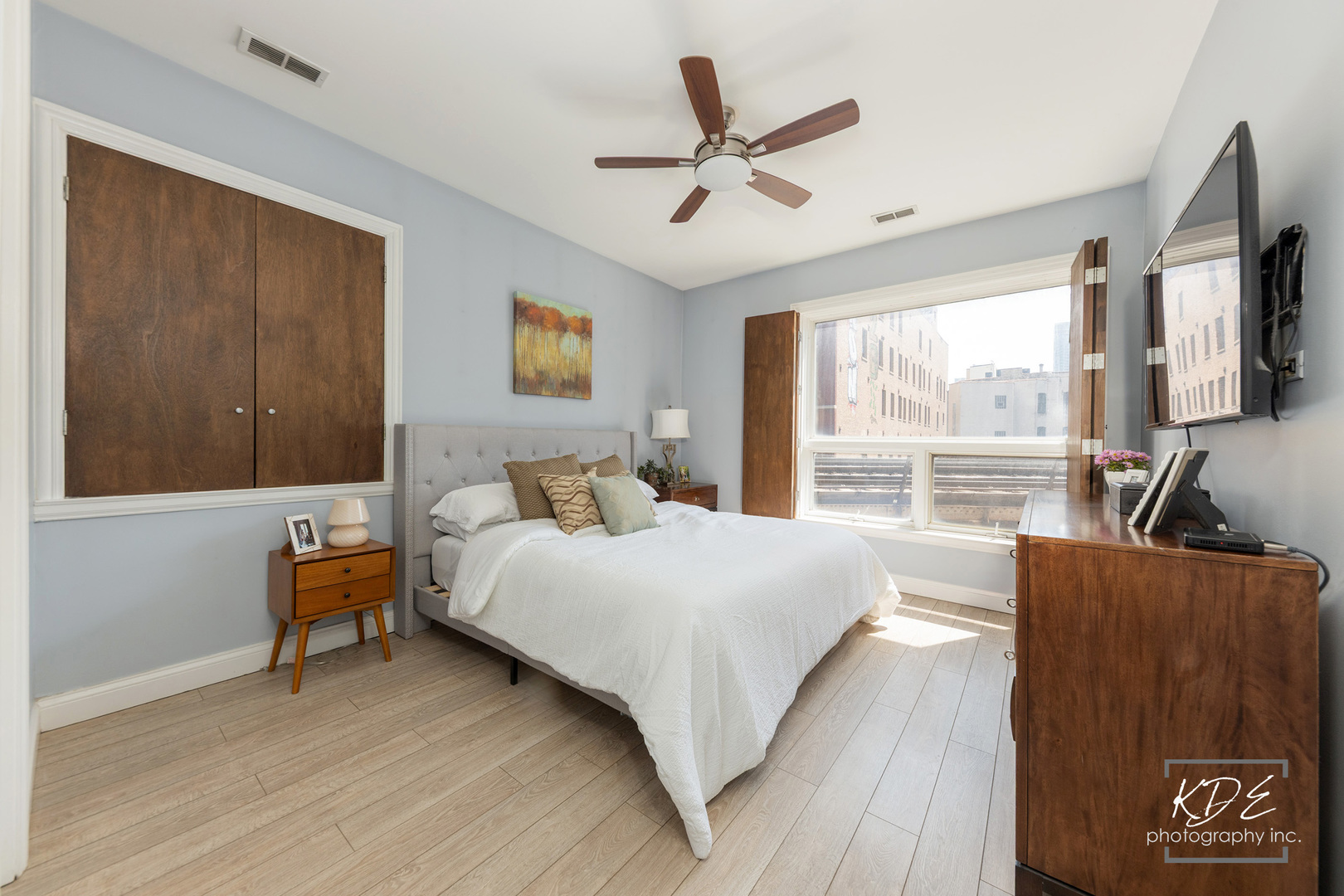 700 W Grand Avenue Unit: 3E