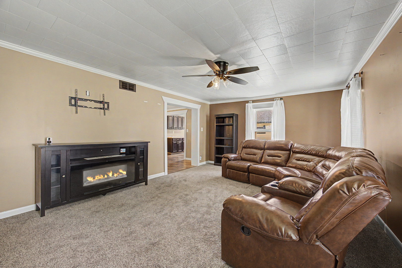 1206 E Main Street
