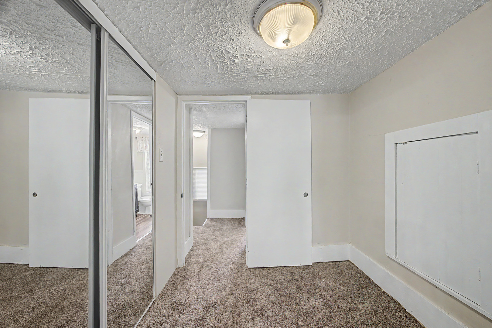 1206 E Main Street