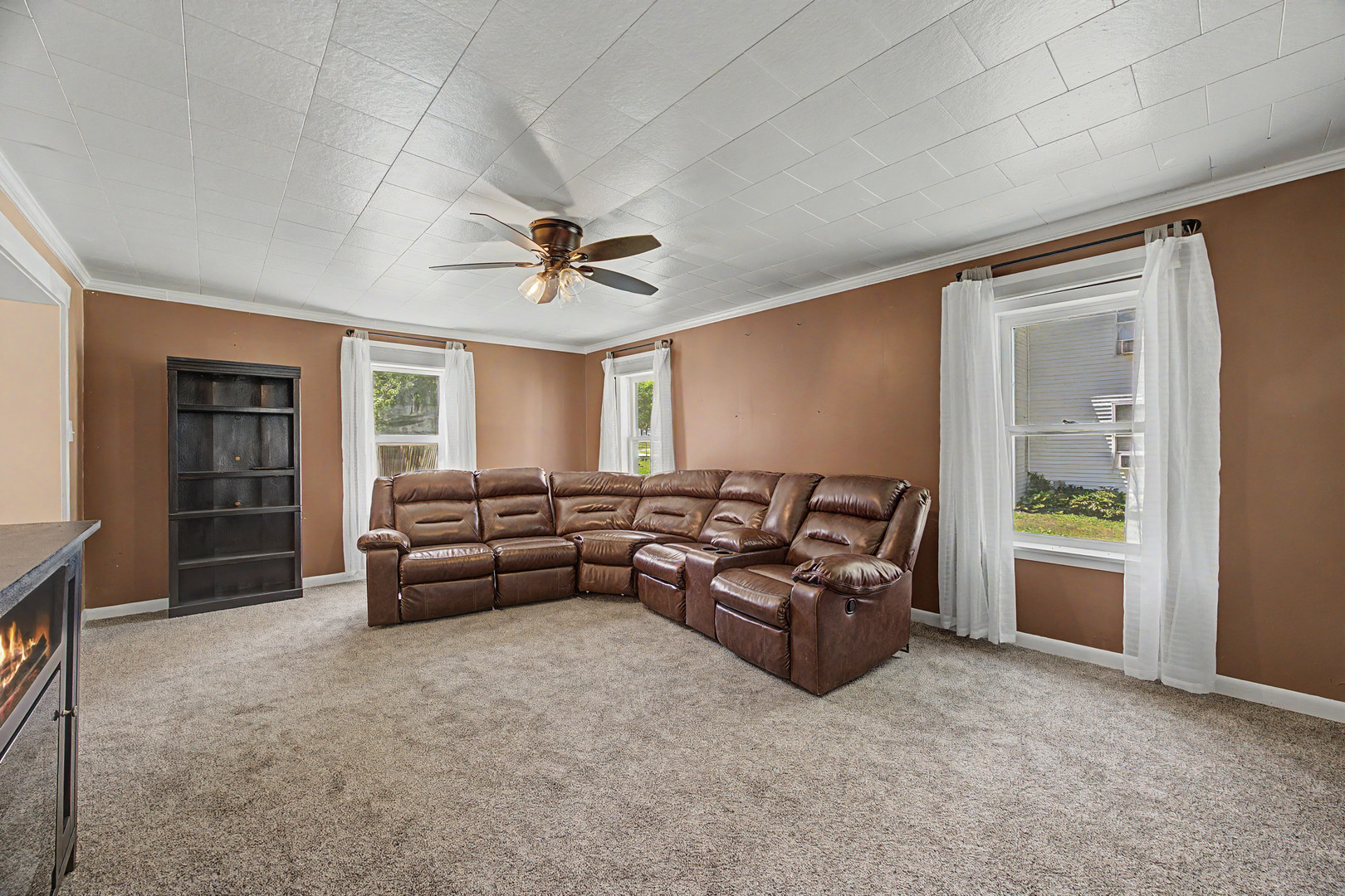 1206 E Main Street