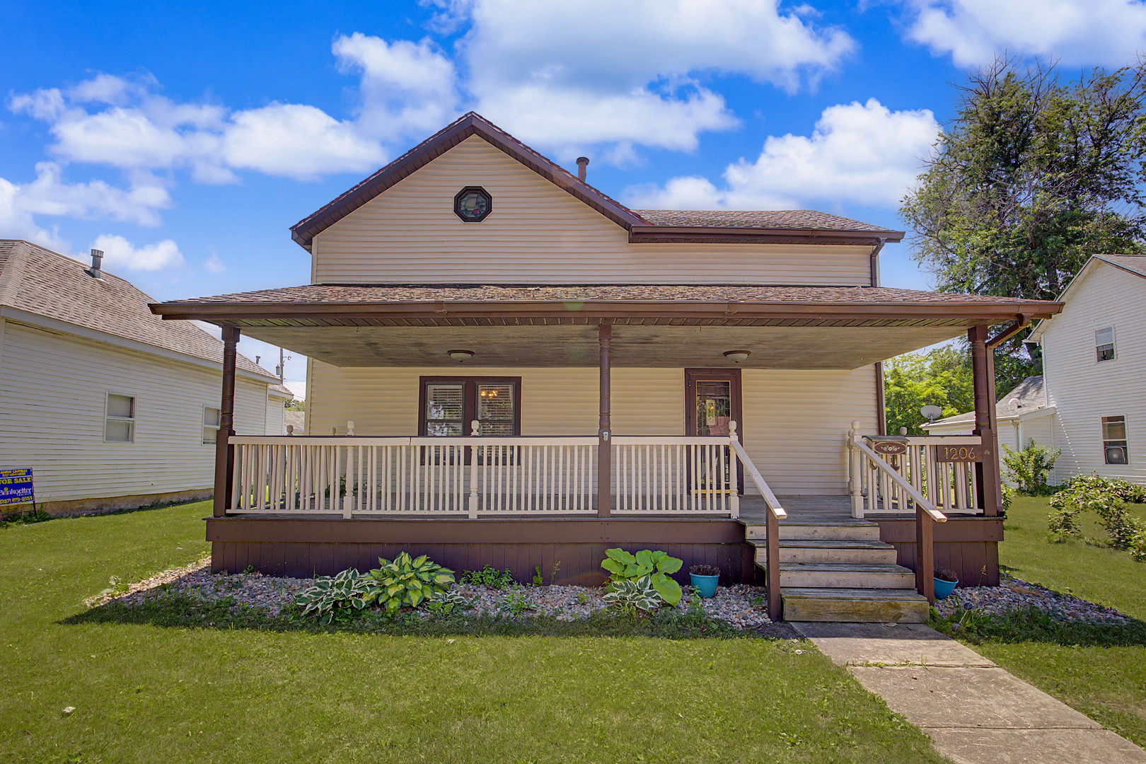 1206 E Main Street