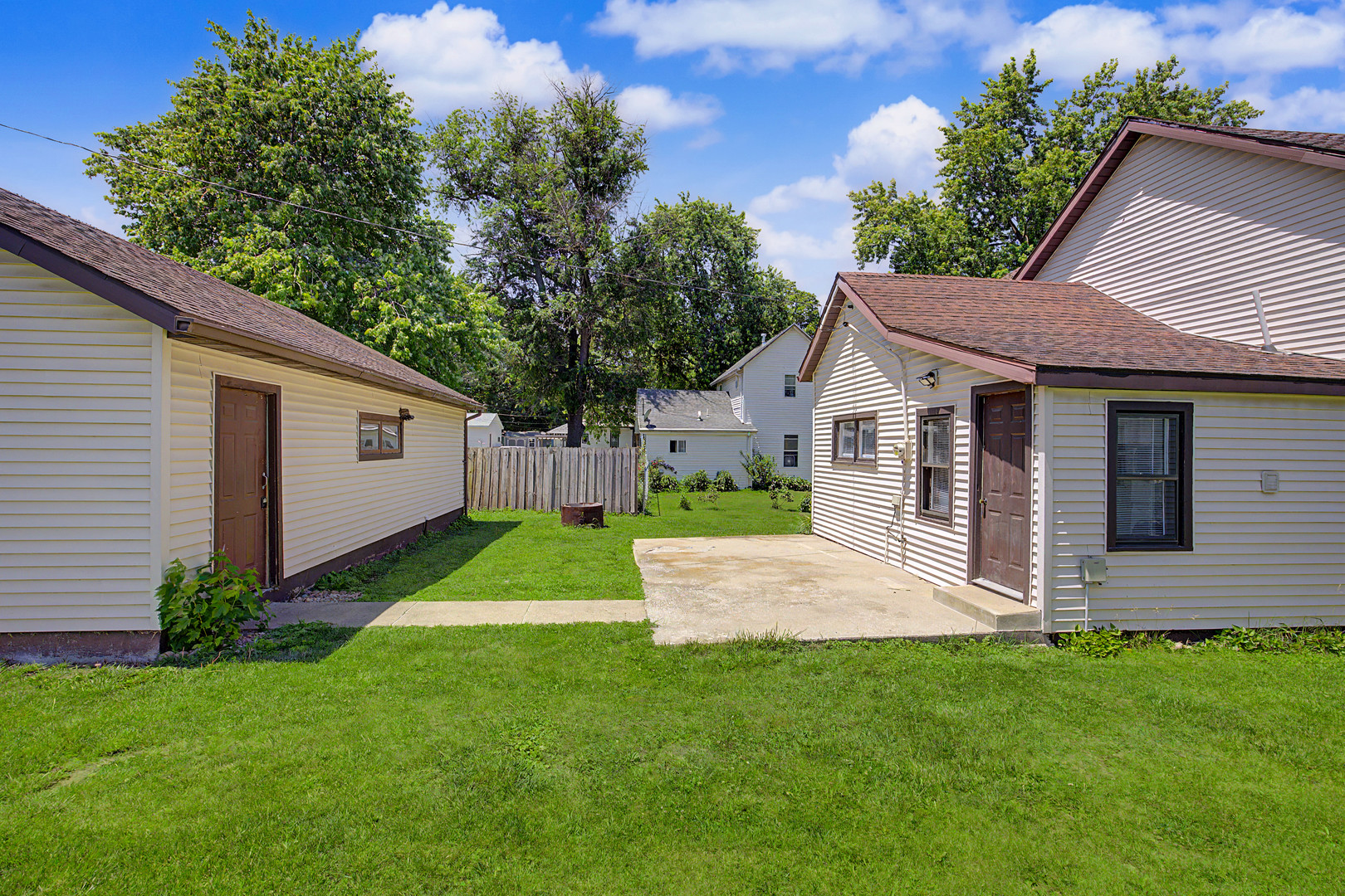 1206 E Main Street