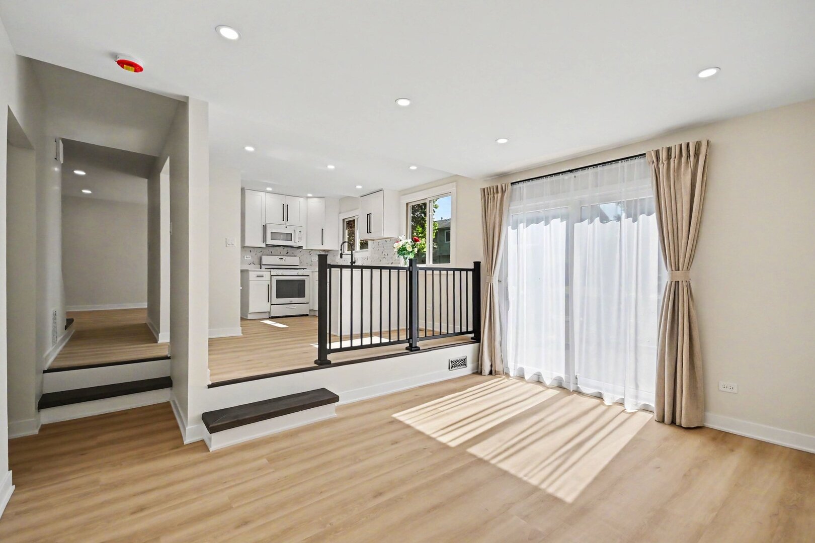 7 Blue Jay Court