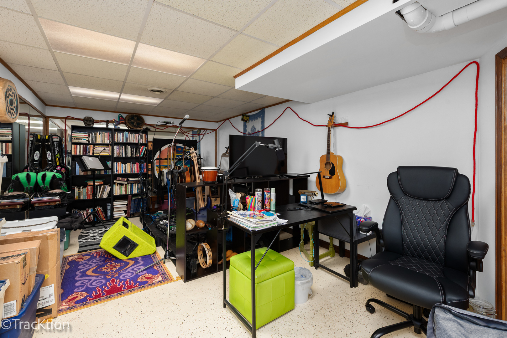 360 Lakeview Drive