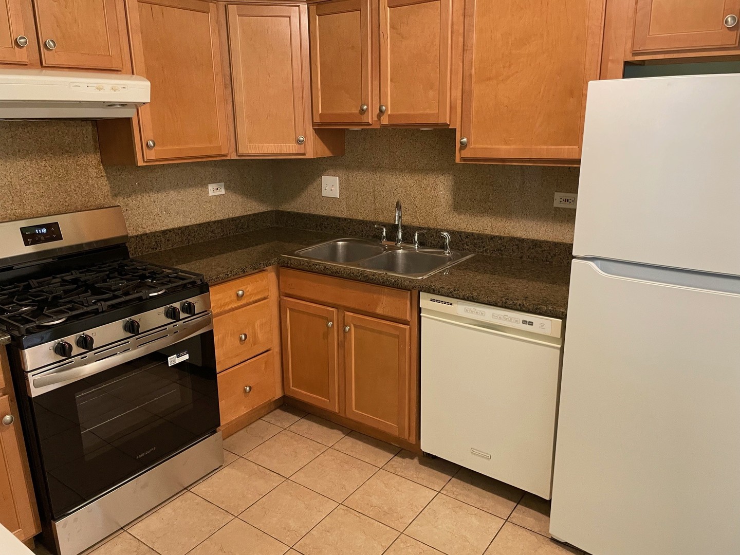 7373 Blackburn Avenue Unit: 104