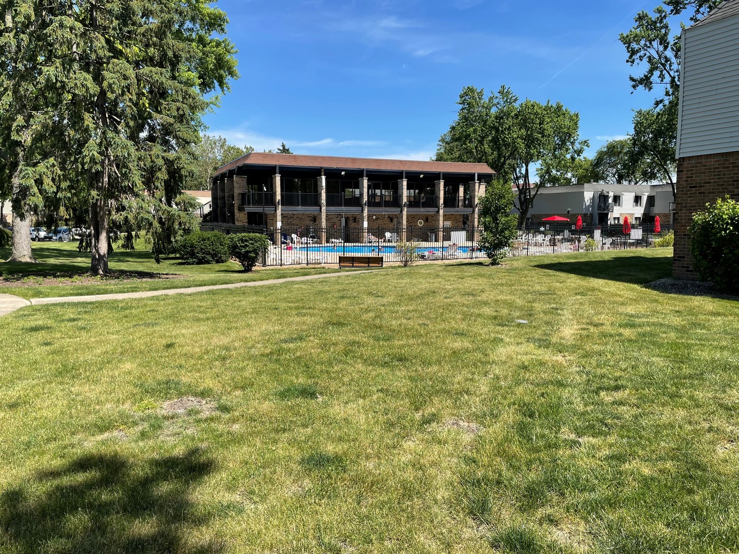 7373 Blackburn Avenue Unit: 104