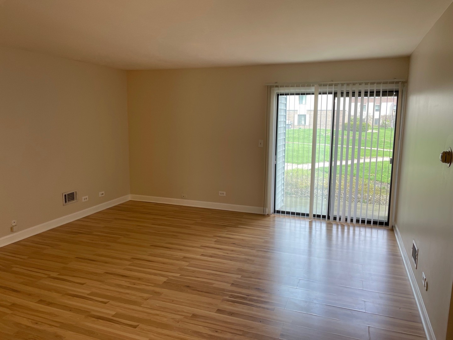 7373 Blackburn Avenue Unit: 104