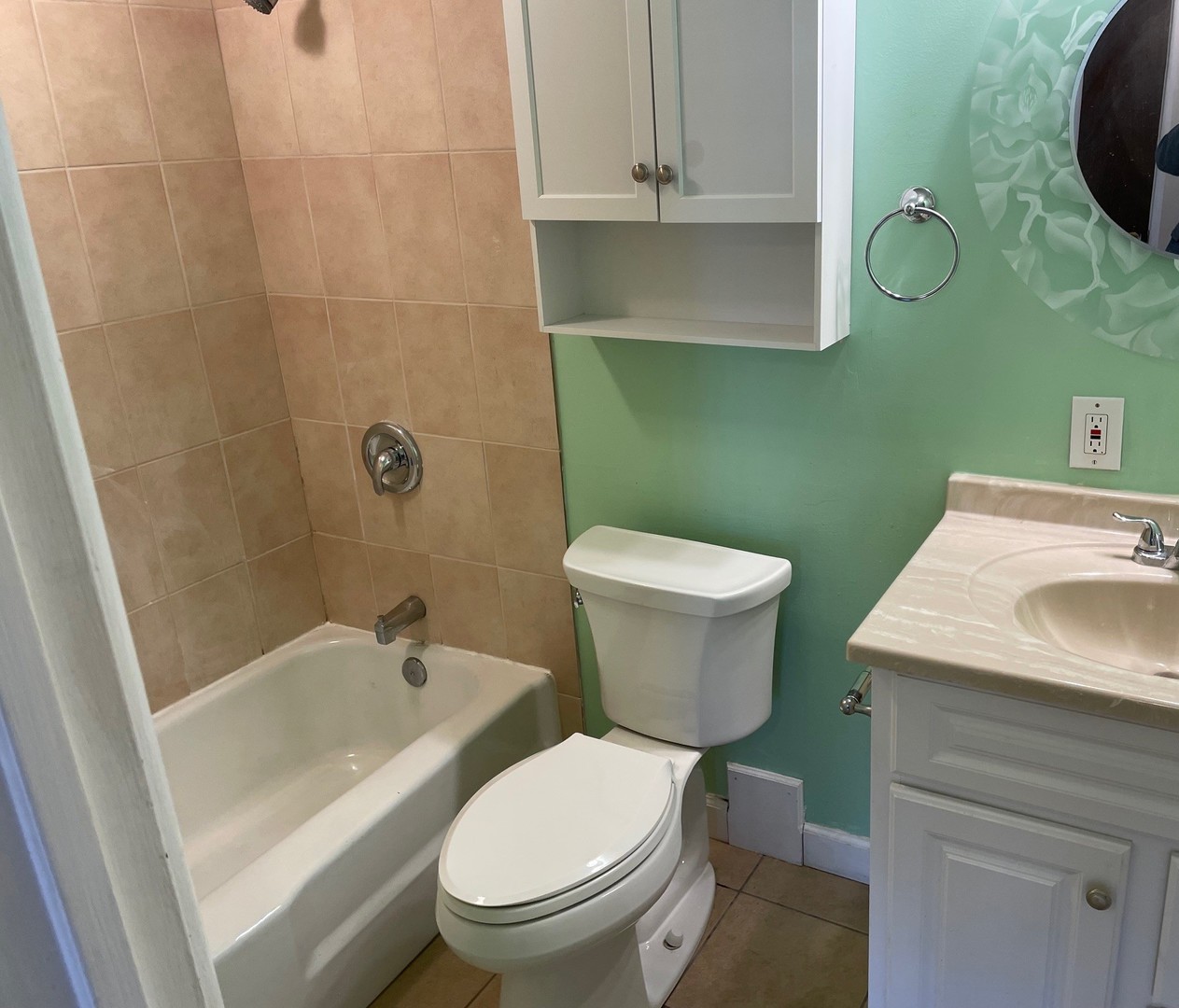 7373 Blackburn Avenue Unit: 104