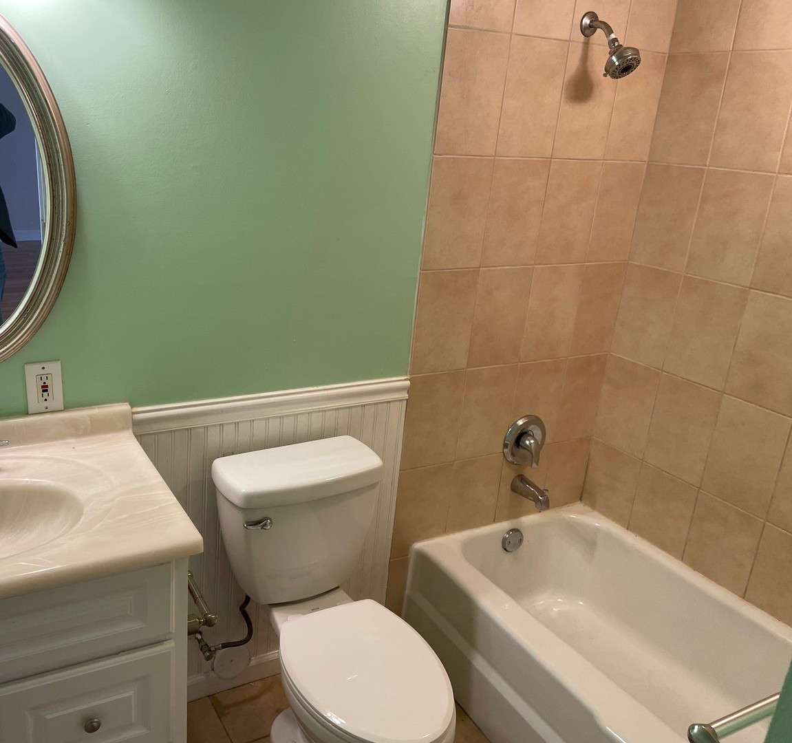 7373 Blackburn Avenue Unit: 104