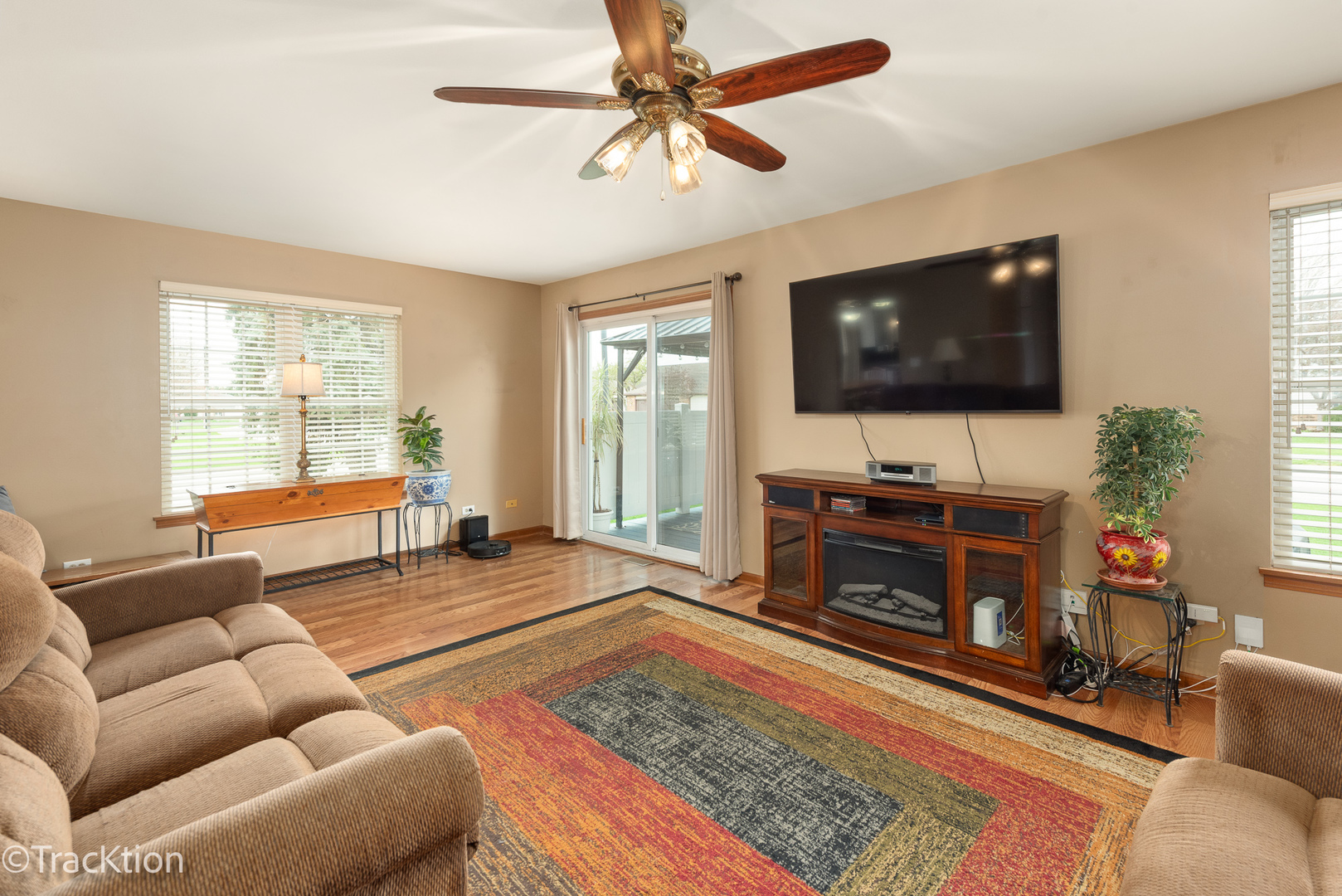 20838 W Peppertree Court