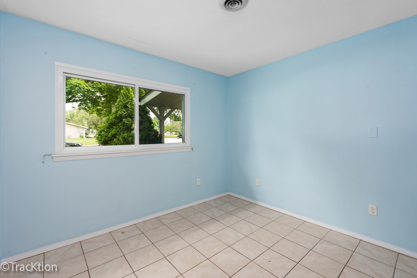 34 Scarsdale Road