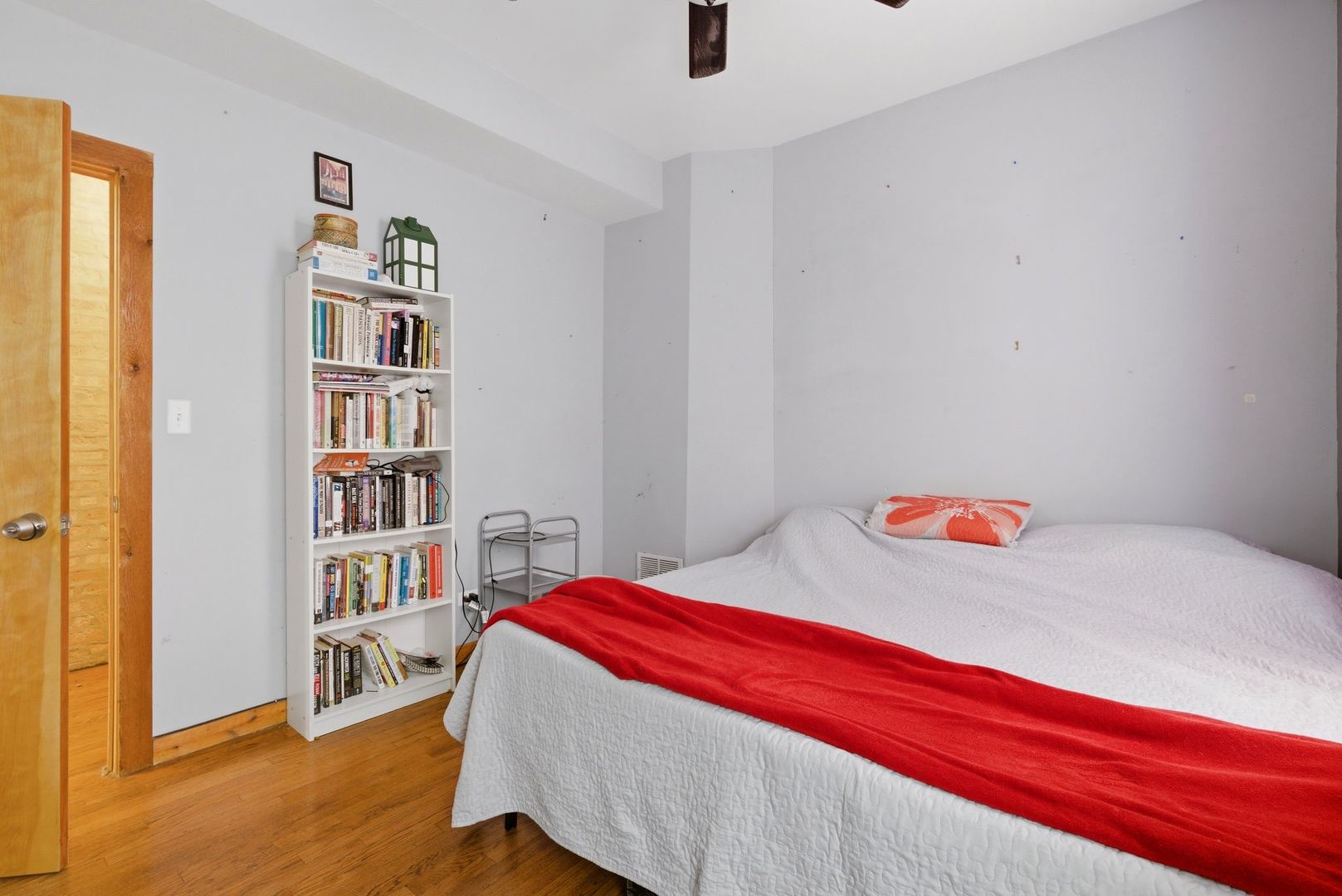 1634 W Columbia Avenue Unit: 1N