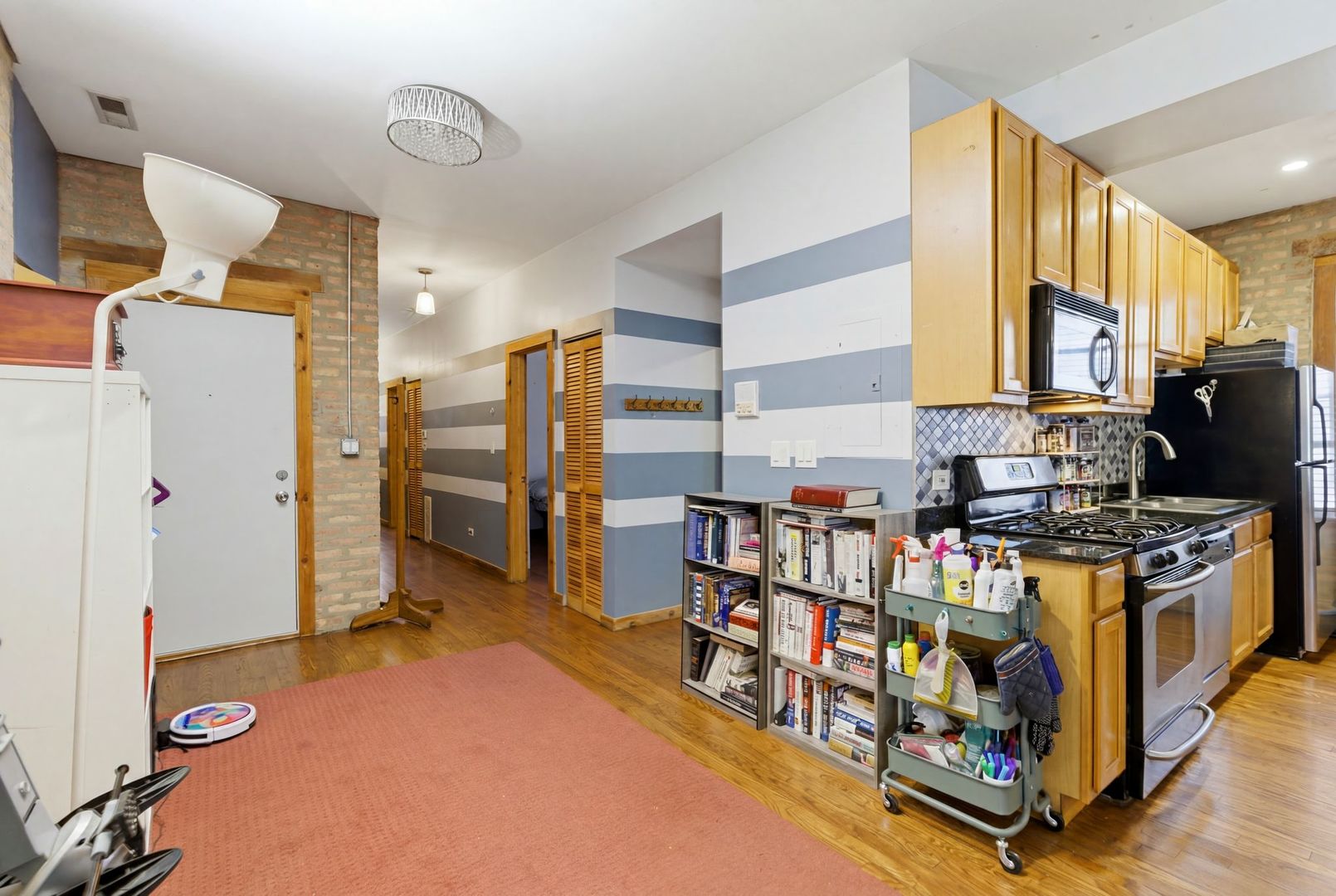 1634 W Columbia Avenue Unit: 1N