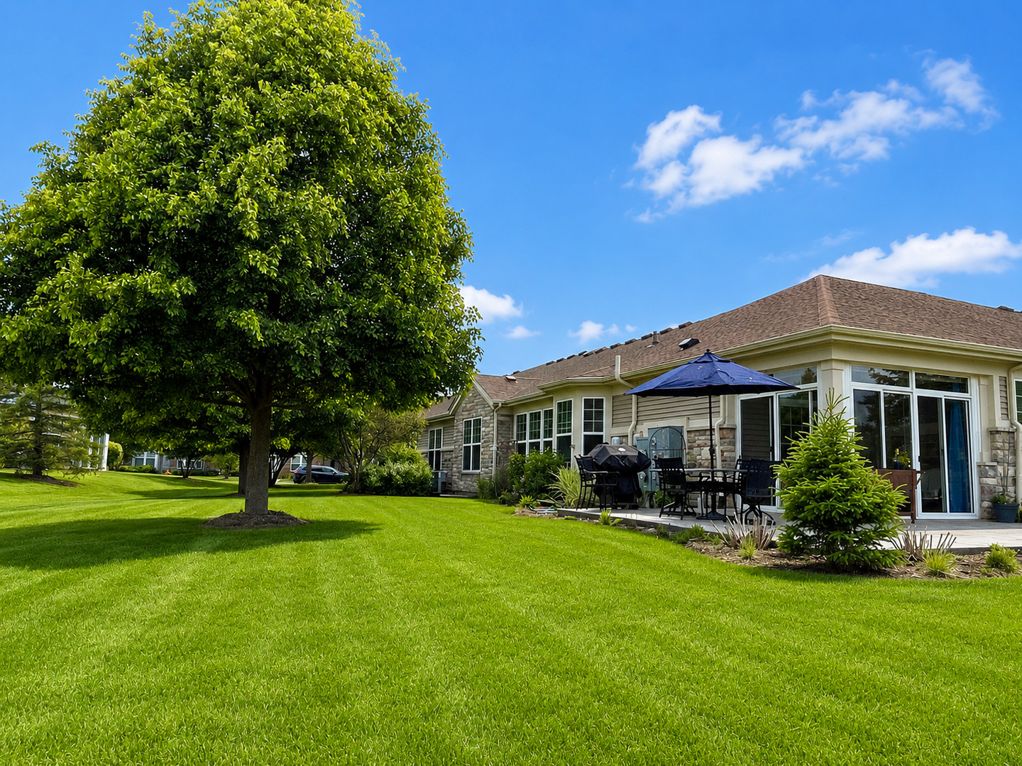 2815 NORMANDY Circle