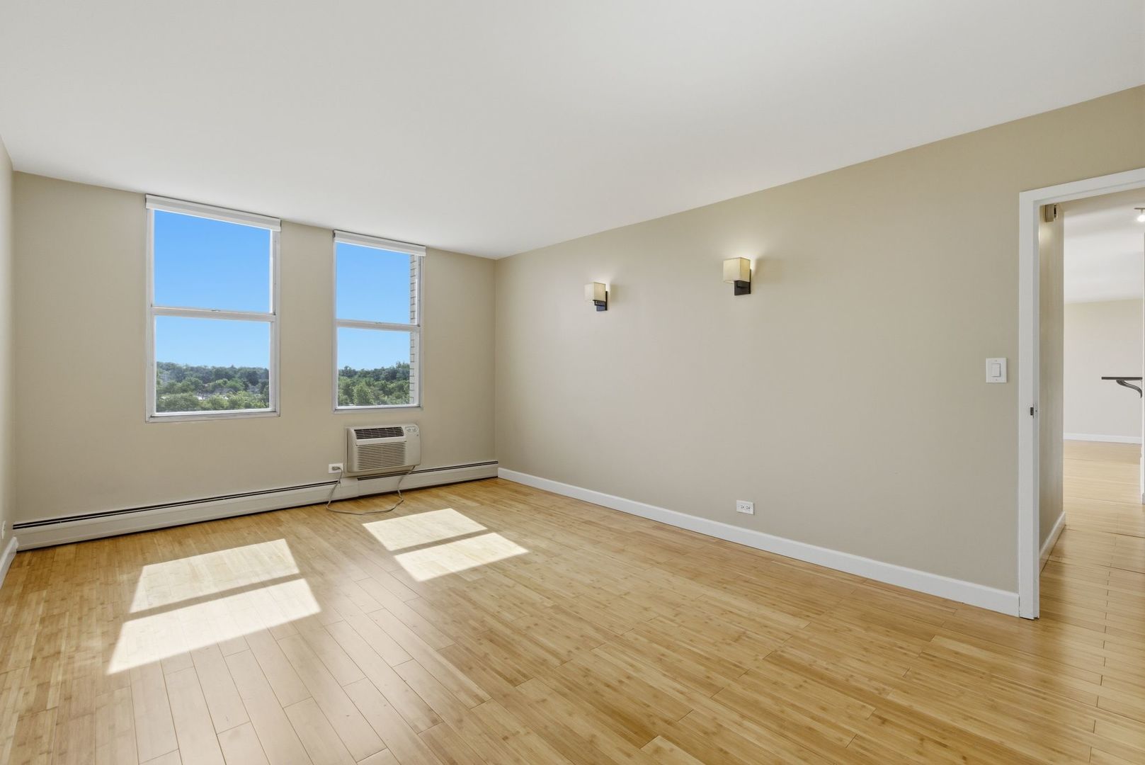 33 N Main Street Unit: 6G