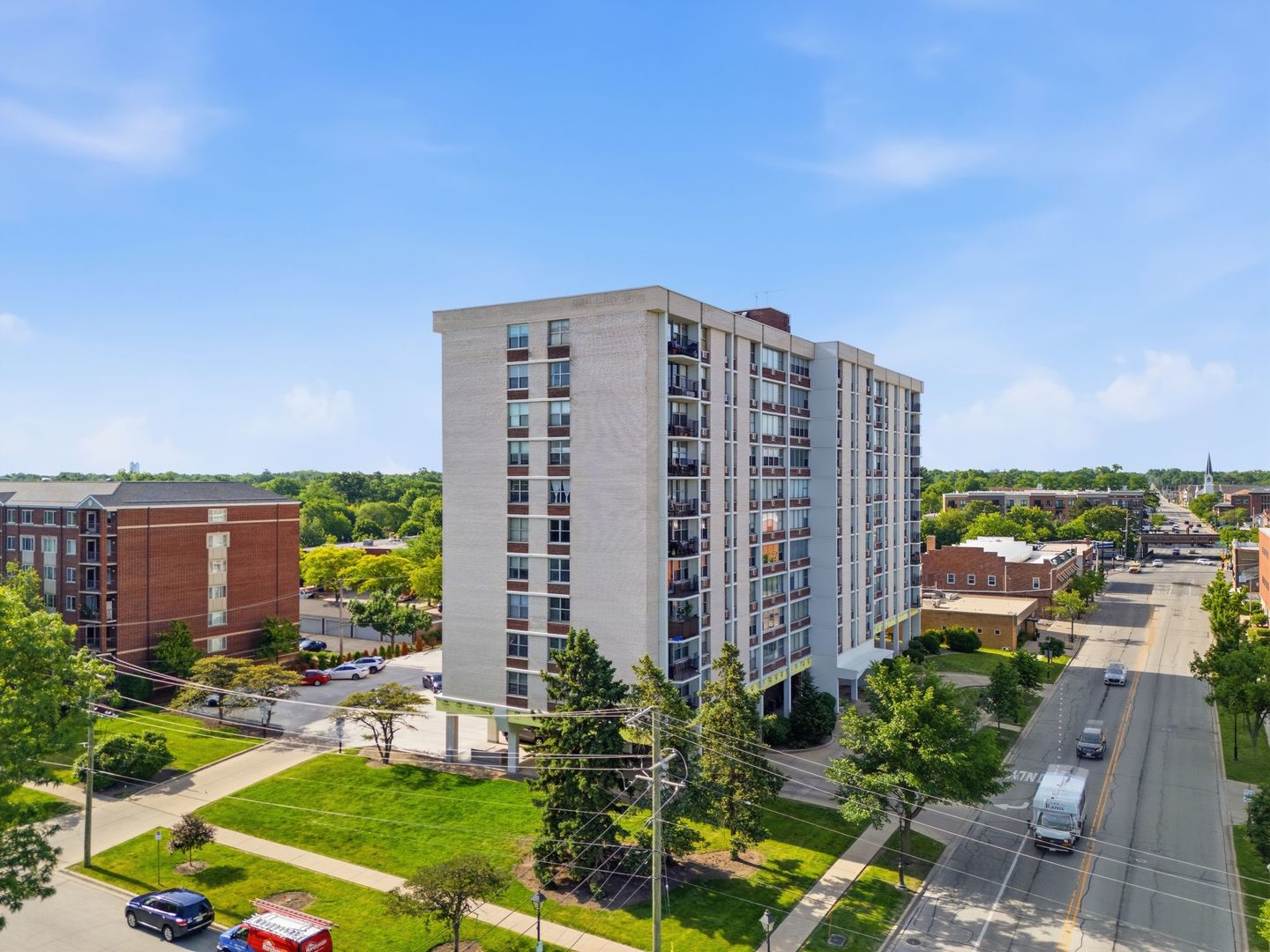 33 N Main Street Unit: 6G