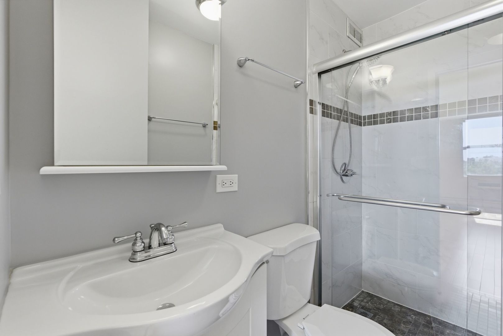33 N Main Street Unit: 6G