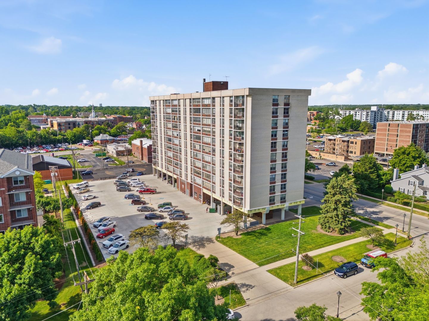 33 N Main Street Unit: 6G