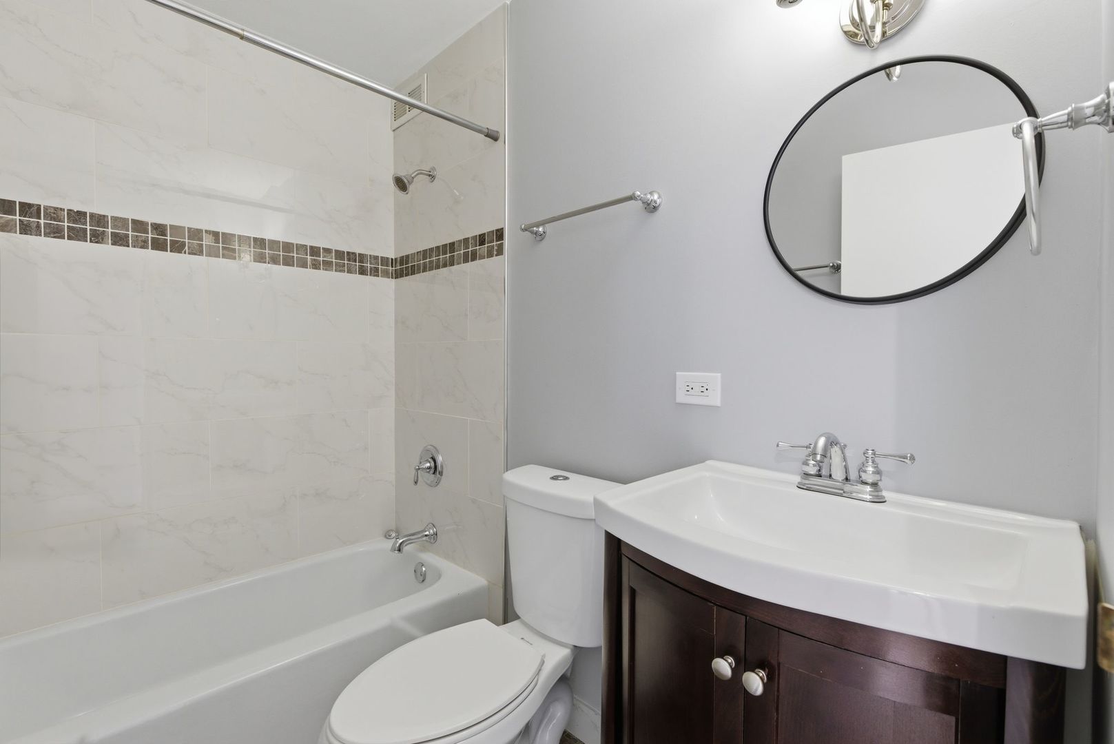 33 N Main Street Unit: 6G