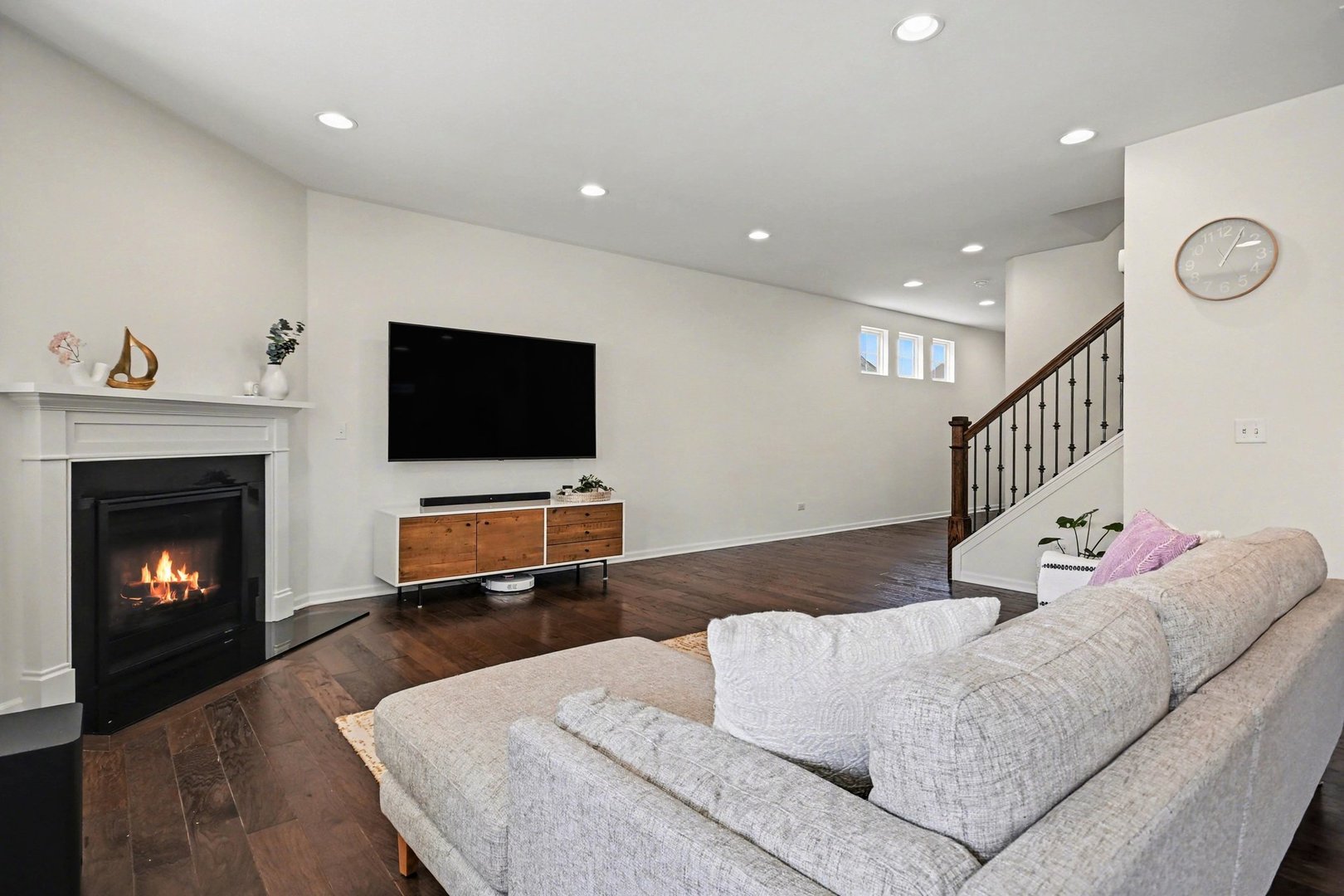 2515 LEANDER Court