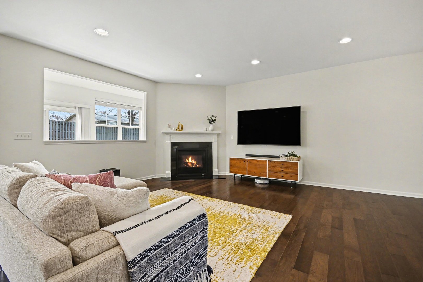 2515 LEANDER Court