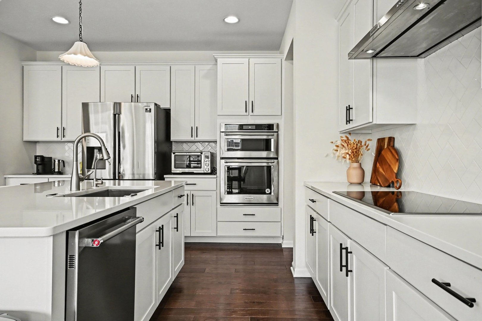 2515 LEANDER Court