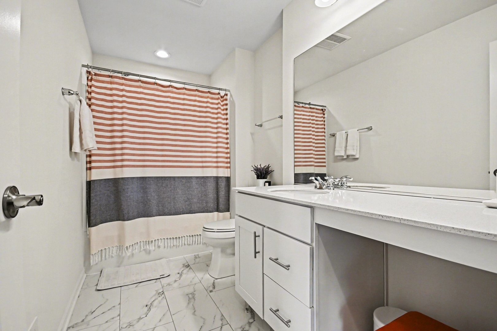 2515 LEANDER Court