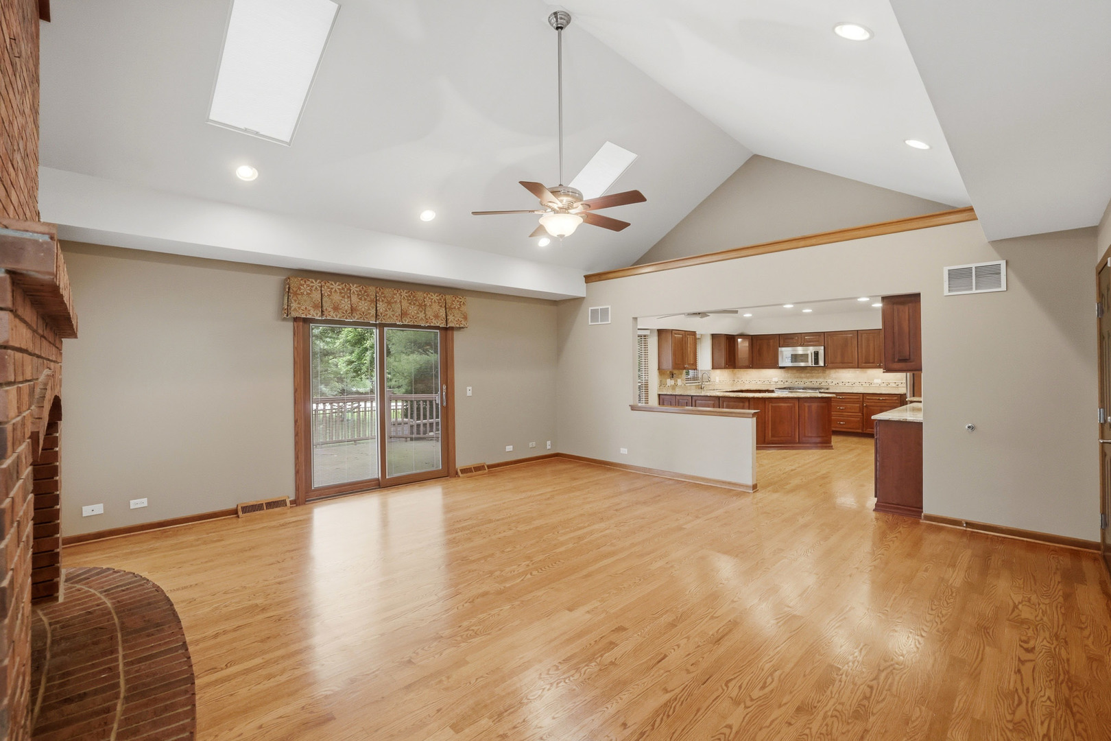 2528 Sun Valley Road