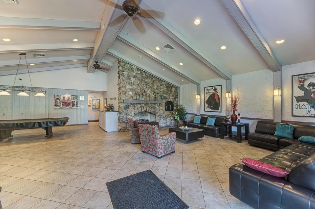 4000 Dundee Road Unit: 107